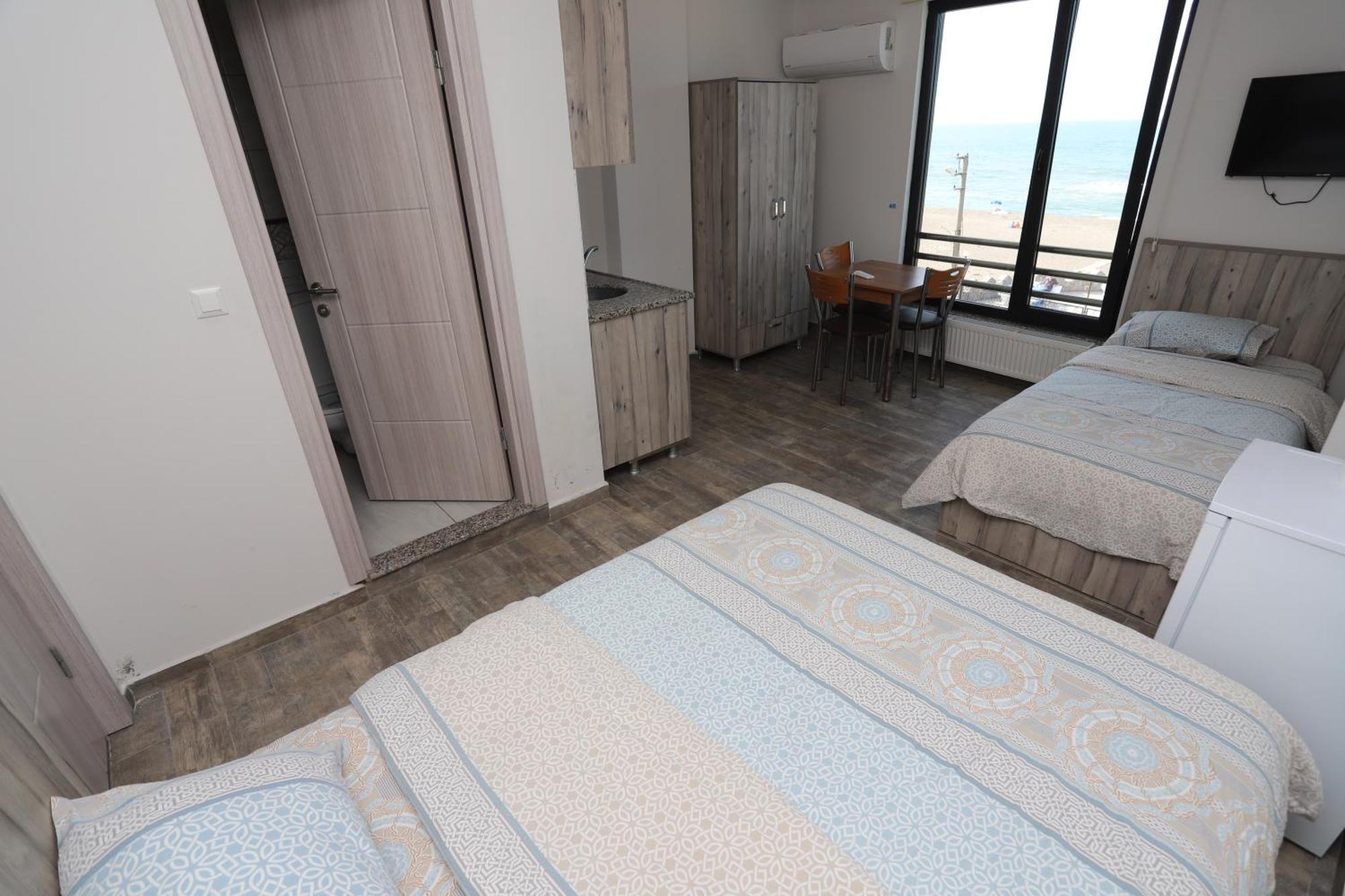 Rueya Pansiyon Apart Otel Yukarı Yukarı Kocaali Buitenkant foto