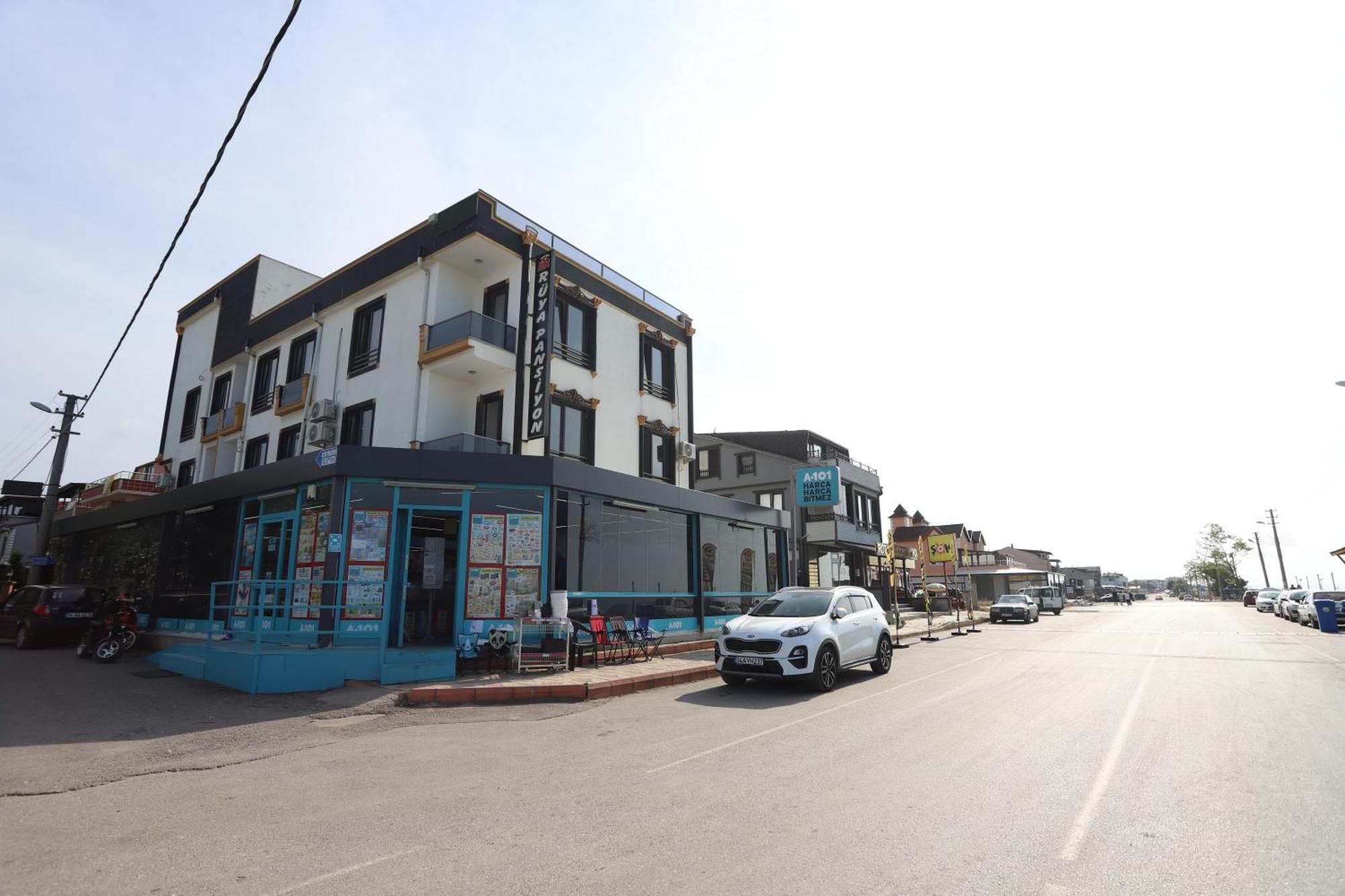 Rueya Pansiyon Apart Otel Yukarı Yukarı Kocaali Buitenkant foto
