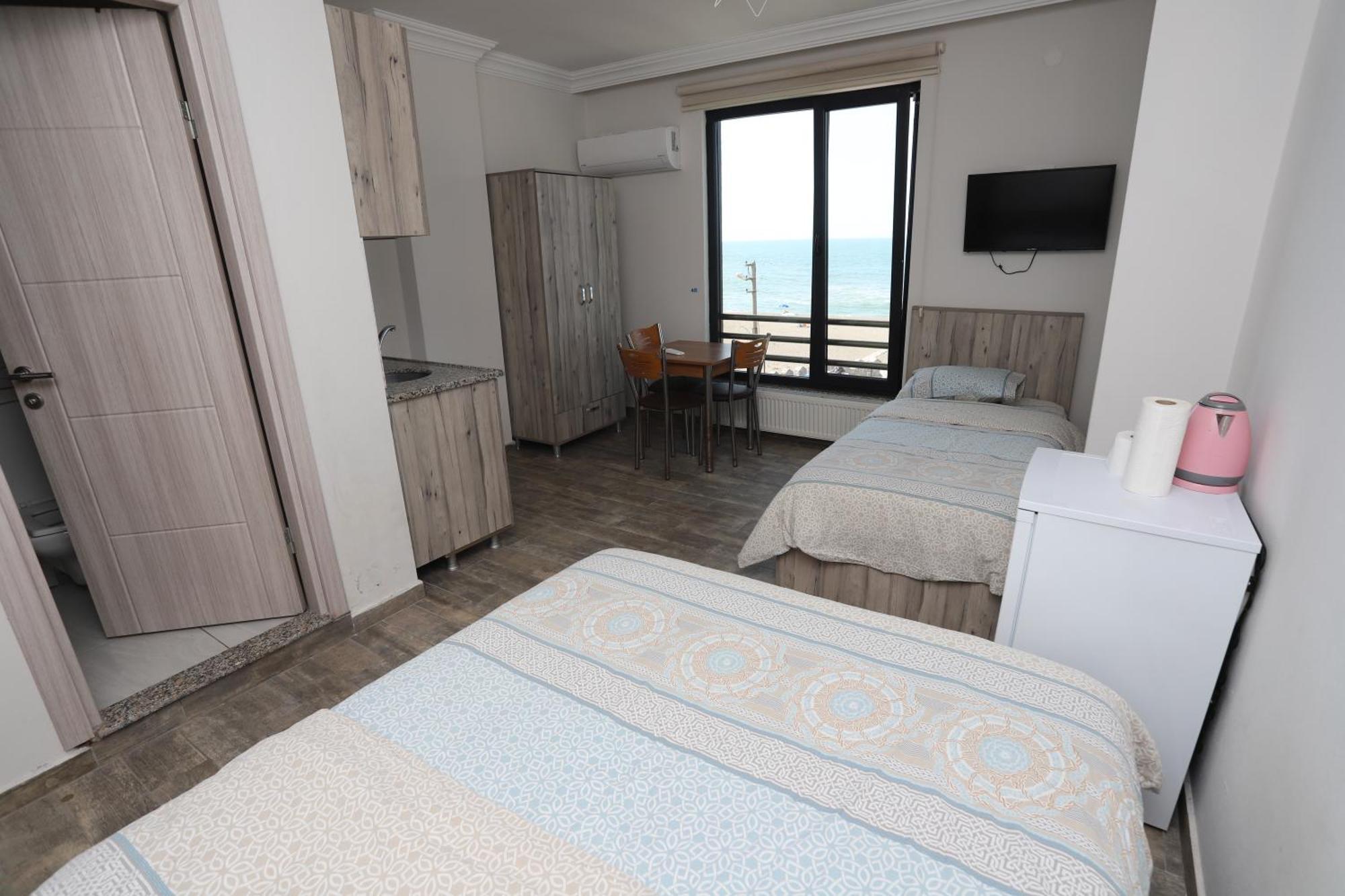 Rueya Pansiyon Apart Otel Yukarı Yukarı Kocaali Buitenkant foto