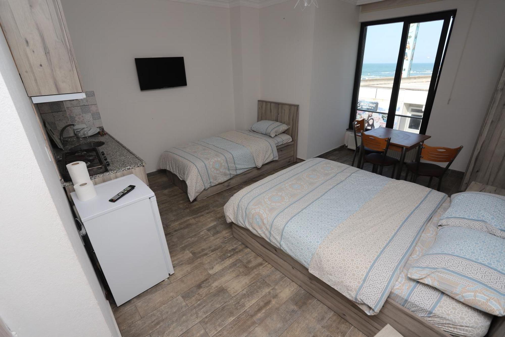 Rueya Pansiyon Apart Otel Yukarı Yukarı Kocaali Buitenkant foto