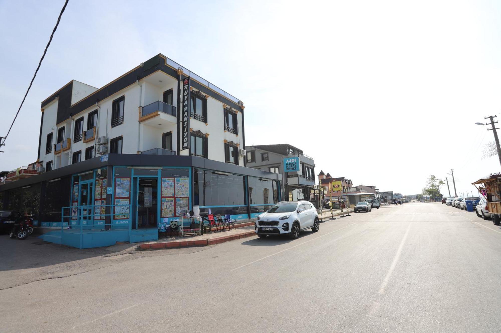 Rueya Pansiyon Apart Otel Yukarı Yukarı Kocaali Buitenkant foto