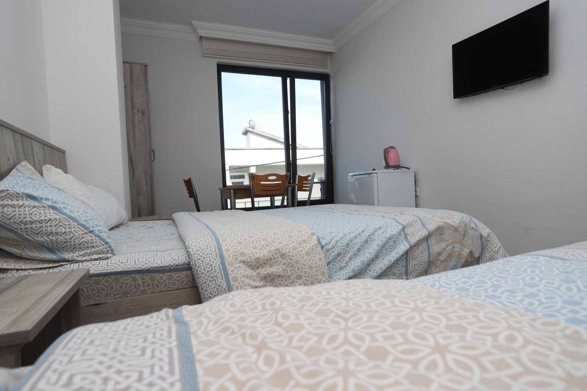 Rueya Pansiyon Apart Otel Yukarı Yukarı Kocaali Buitenkant foto
