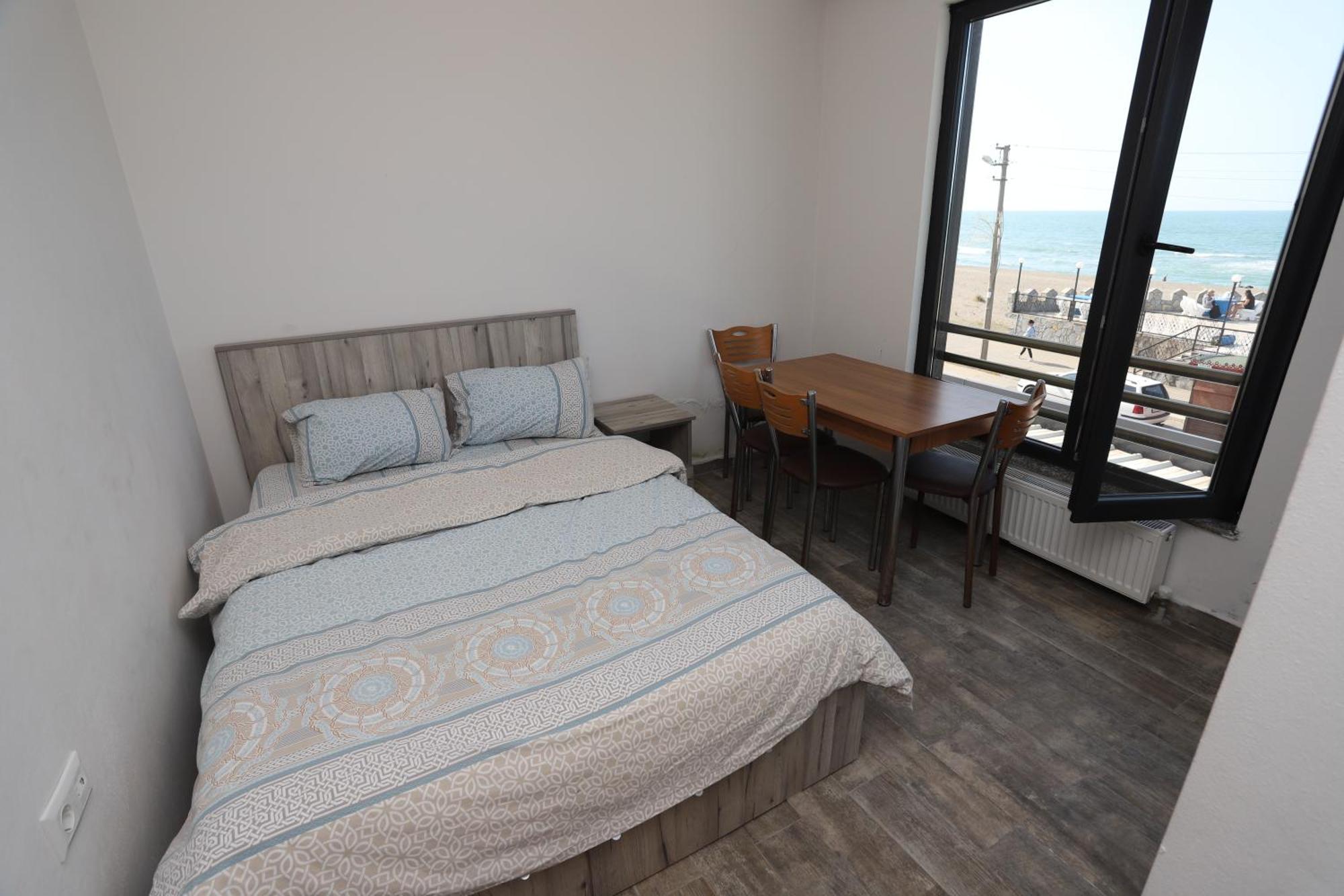 Rueya Pansiyon Apart Otel Yukarı Yukarı Kocaali Buitenkant foto