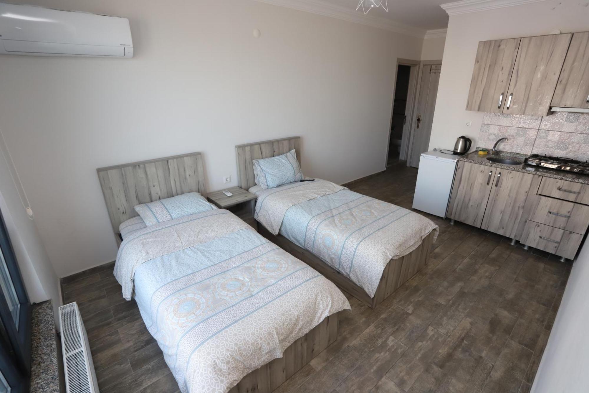 Rueya Pansiyon Apart Otel Yukarı Yukarı Kocaali Buitenkant foto